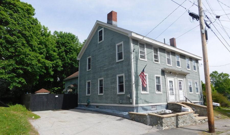 17 19 Boynton St, Bangor, ME 04401 - 0 Beds, 2 Bath