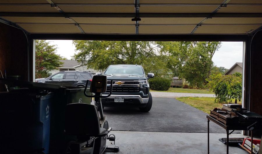 110 Stork St, Anna, IL 62906 - 3 Beds, 2 Bath