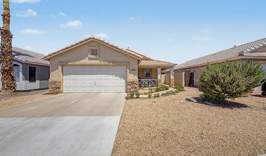1376 E BINNER Dr, Chandler, AZ 85225 - 3 Beds, 2 Bath