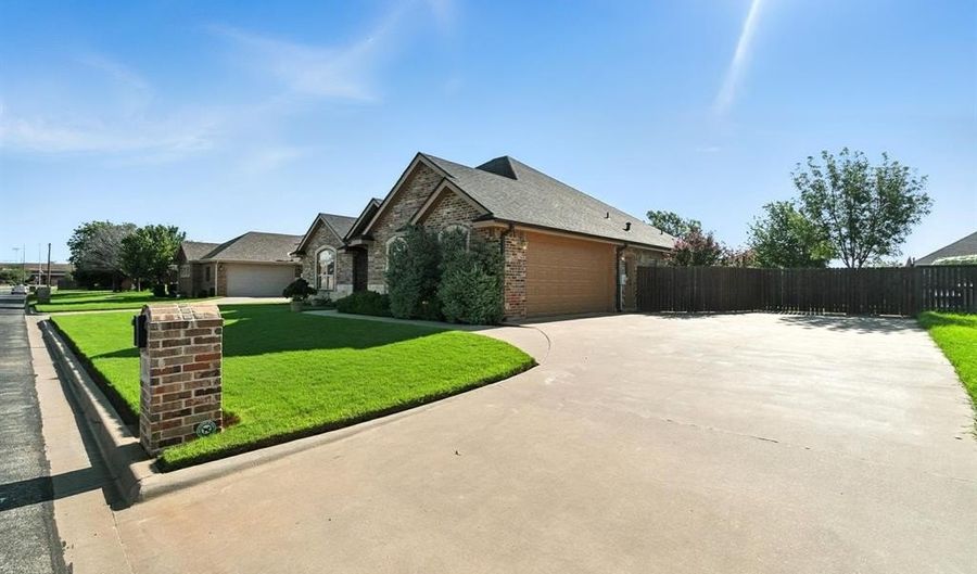 6225 Tradition Dr, Abilene, TX 79606 - 4 Beds, 2 Bath