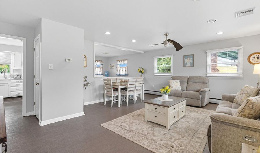 210 Coolidge Ave Ave, Absecon, NJ 08201 - 3 Beds, 2 Bath