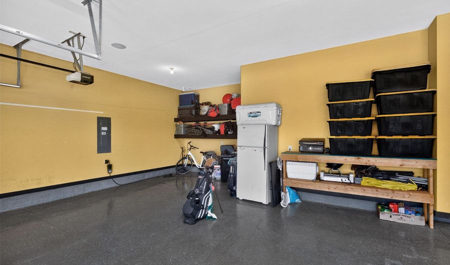 8711 NW 27th Ct, Ankeny, IA 50023 - 5 Beds, 3 Bath