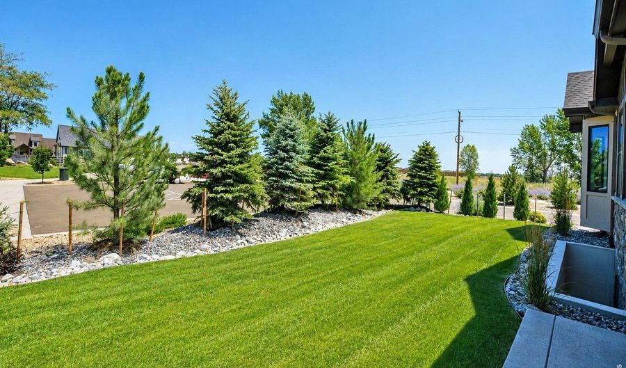 1222 Eliza Ave, Berthoud, CO 80513 - 4 Beds, 4 Bath