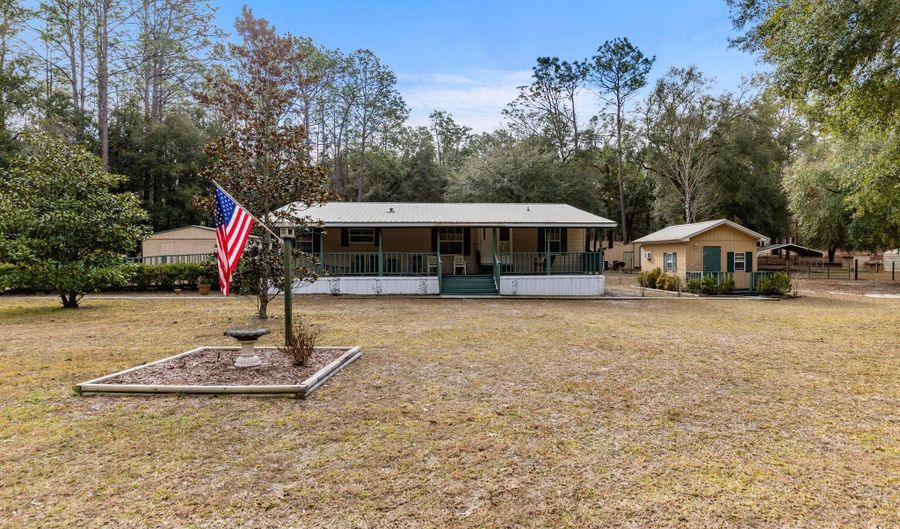 1719 NW 62ND Pl, Bell, FL 32619 - 4 Beds, 3 Bath