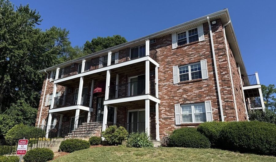 11 Kenmar Dr 10, Billerica, MA 01821 - 2 Beds, 1 Bath