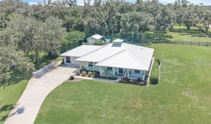 2124 NE VOSS OAKS Cir, Arcadia, FL 34266 - 3 Beds, 2 Bath