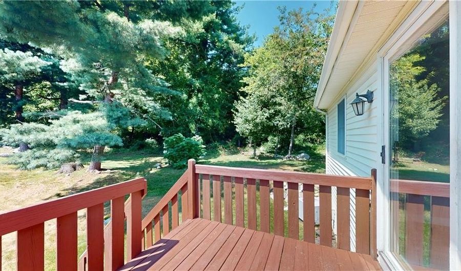 8 Scenery Ln 8, Johnston, RI 02919 - 2 Beds, 1 Bath