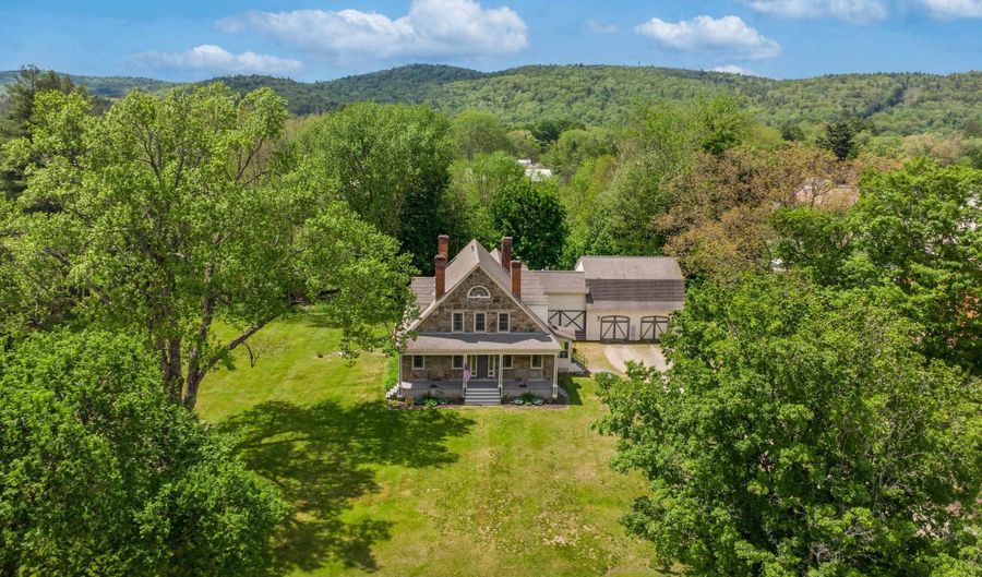 258 Main St, Charlestown, NH 03603 - 5 Beds, 3 Bath