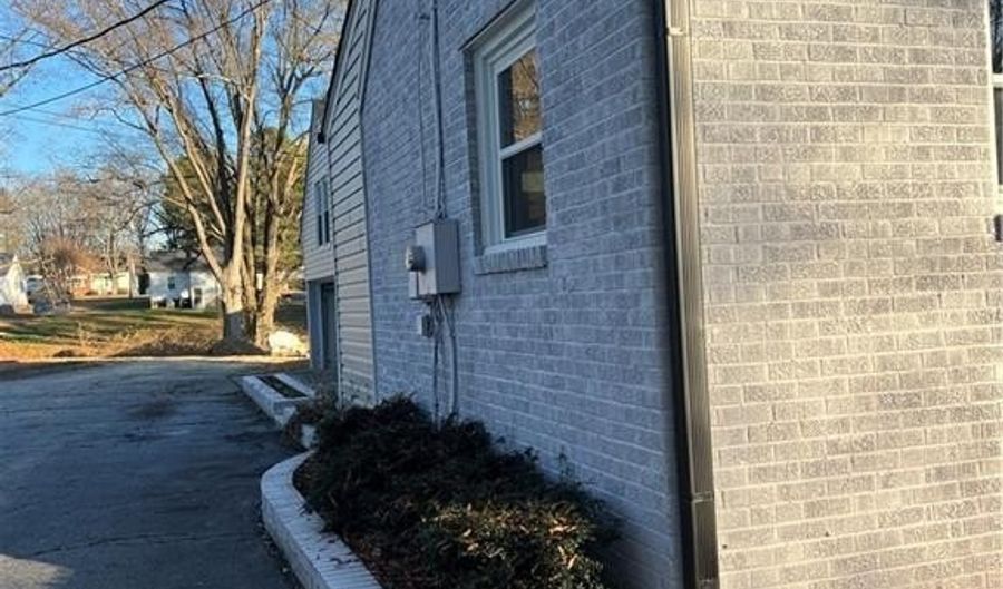 512 Dale St, Archdale, NC 27263 - 3 Beds, 2 Bath