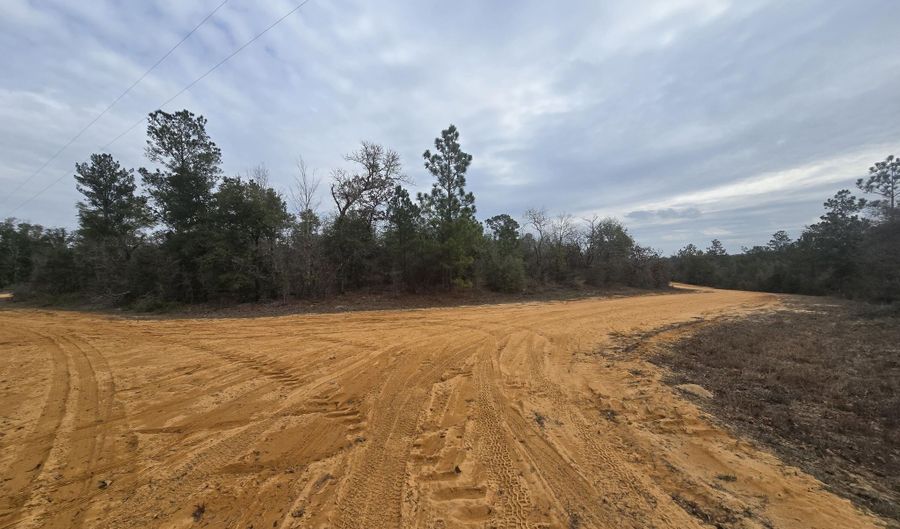 Pembroke, Alford, FL 32420 - 0 Beds, 0 Bath