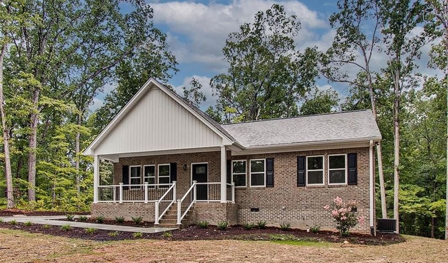5036 Red Fox Trl, Asheboro, NC 27205 - 3 Beds, 2 Bath