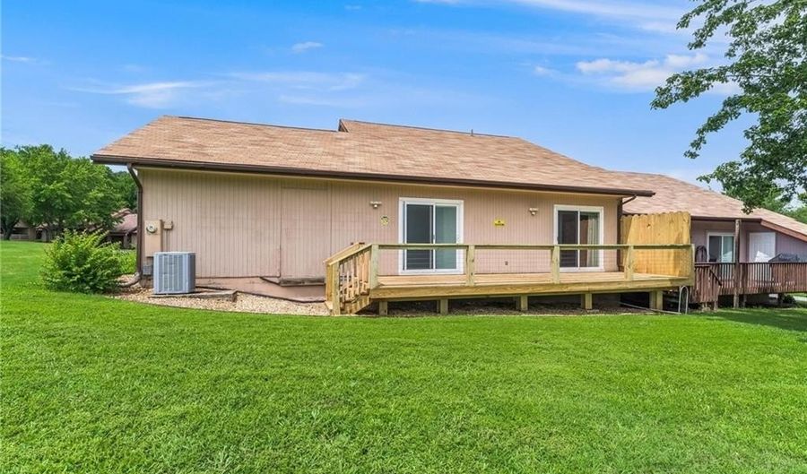 2 Walter Dr, Bella Vista, AR 72714 - 3 Beds, 2 Bath