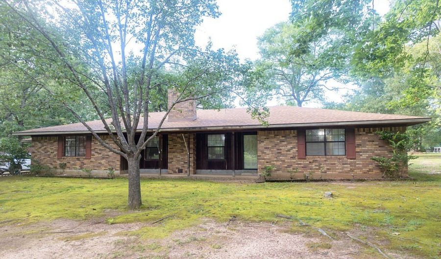 120 Peterson Dr, Benton, LA 71006 - 4 Beds, 2 Bath