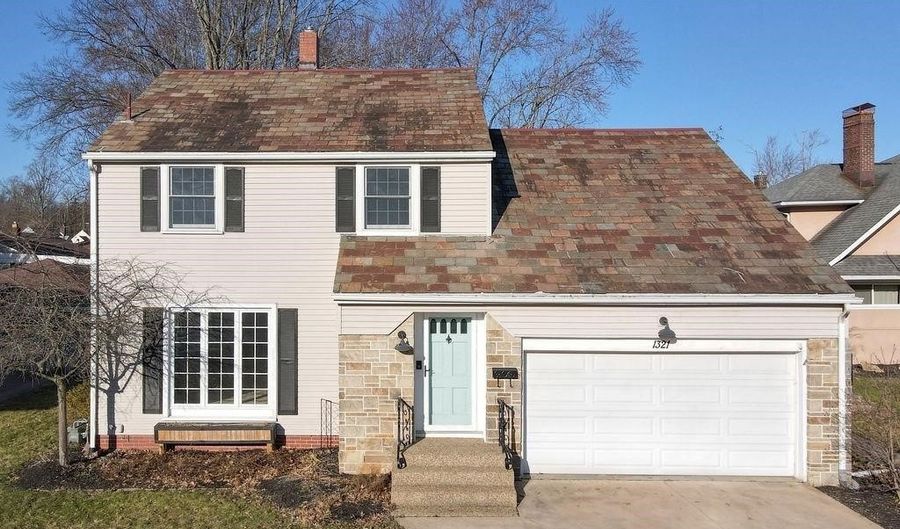 1321 Parkway Blvd, Alliance, OH 44601 - 3 Beds, 2 Bath