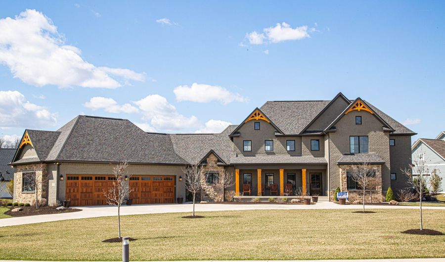 3899 Chapel Hill Ct, Bargersville, IN 46106 - 5 Beds, 5 Bath