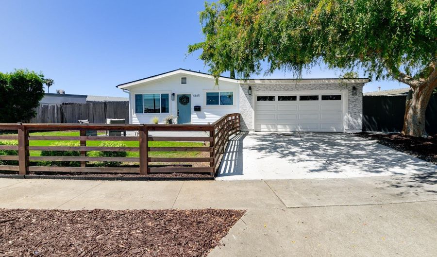 4865 Aberdeen St, San Diego, CA 92117 - 3 Beds, 2 Bath