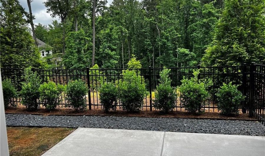 529 Clover Ln, Alpharetta, GA 30009 - 3 Beds, 3 Bath