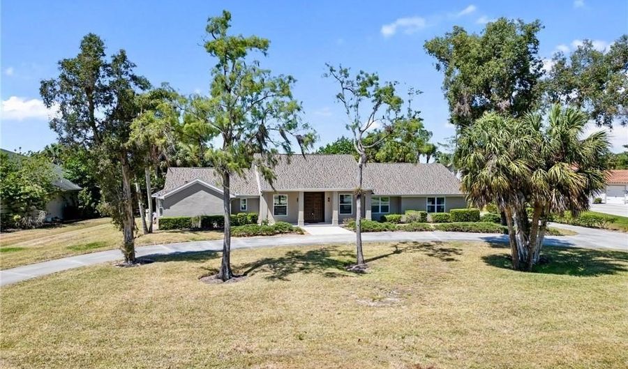 16671 Bobcat Ct, Fort Myers, FL 33908 - 3 Beds, 3 Bath