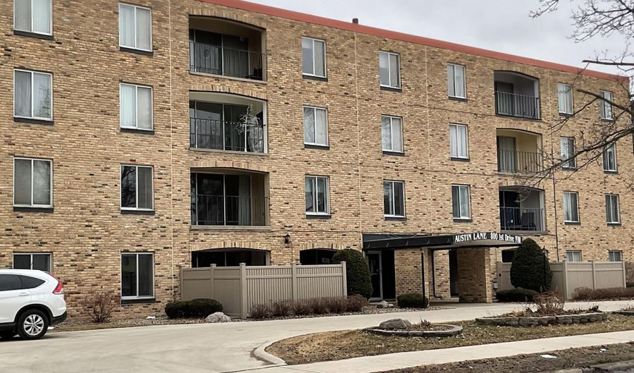 800 1st Dr NW 102, Austin, MN 55912 - 2 Beds, 2 Bath
