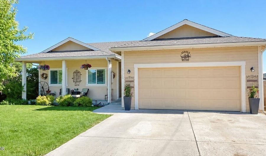 31830 Union St, Bonanza, OR 97623 - 3 Beds, 2 Bath
