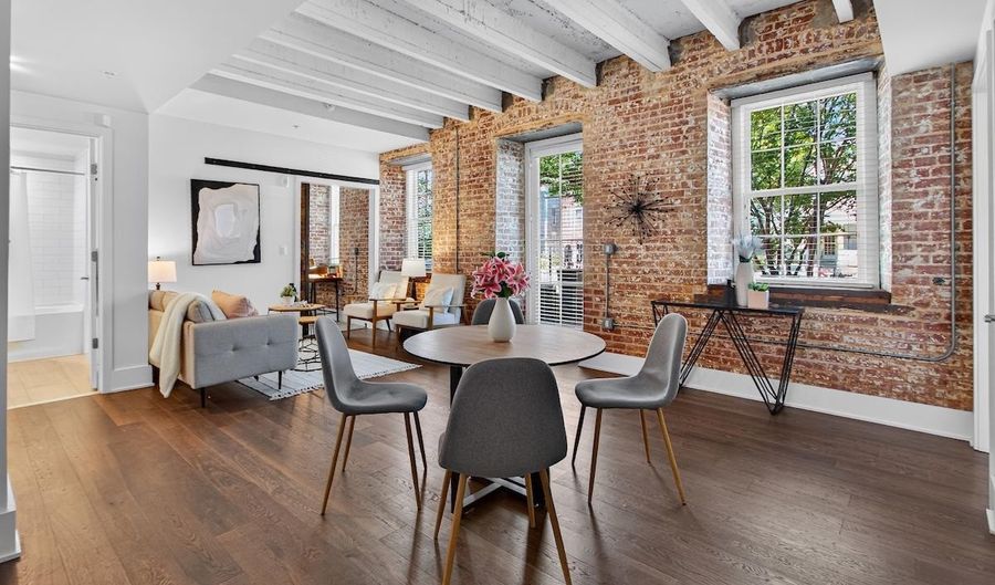 515 N WASHINGTON St 105, Alexandria, VA 22314 - 2 Beds, 2 Bath
