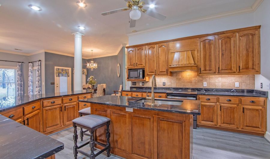 1350 BLANTON, Adamsville, TN 38310 - 3 Beds, 3 Bath
