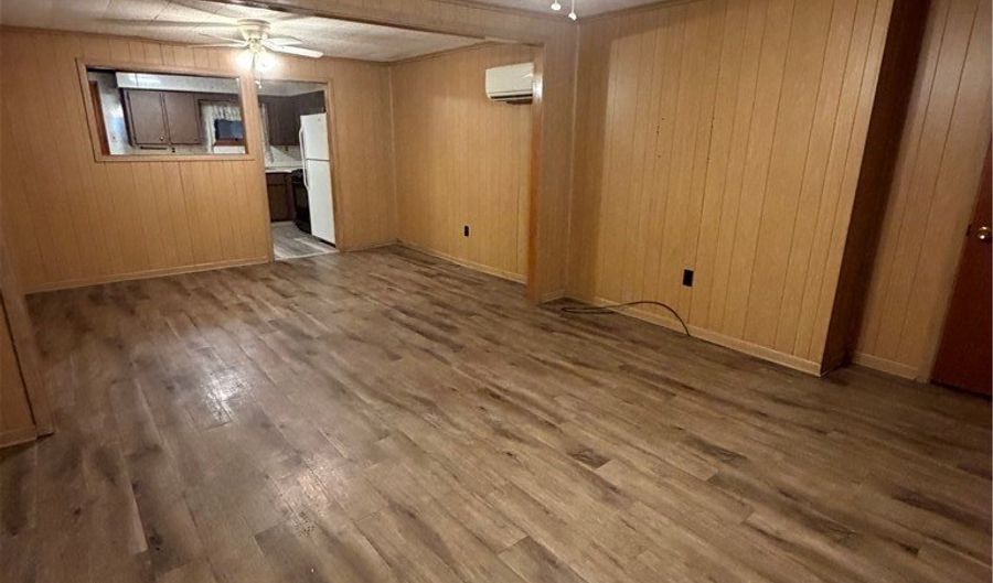 318 Penn Ave 2, Aliquippa, PA 15001 - 3 Beds, 0 Bath