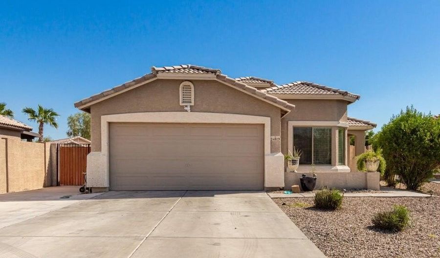 24819 W WAYLAND Dr, Buckeye, AZ 85326 - 3 Beds, 2 Bath