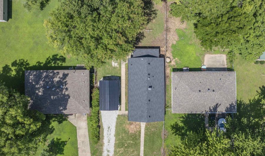 1431 N 3rd, Arkansas City, KS 67005 - 2 Beds, 1 Bath