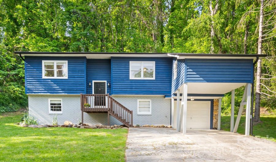 217 Royal Pines Dr, Arden, NC 28704 - 3 Beds, 2 Bath