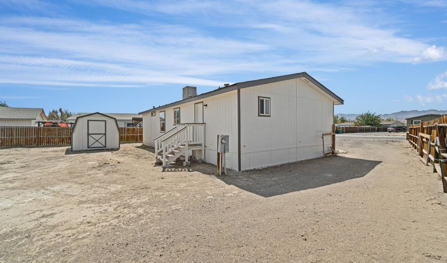 863 Jennys Ln, Fernley, NV 89408 - 3 Beds, 2 Bath