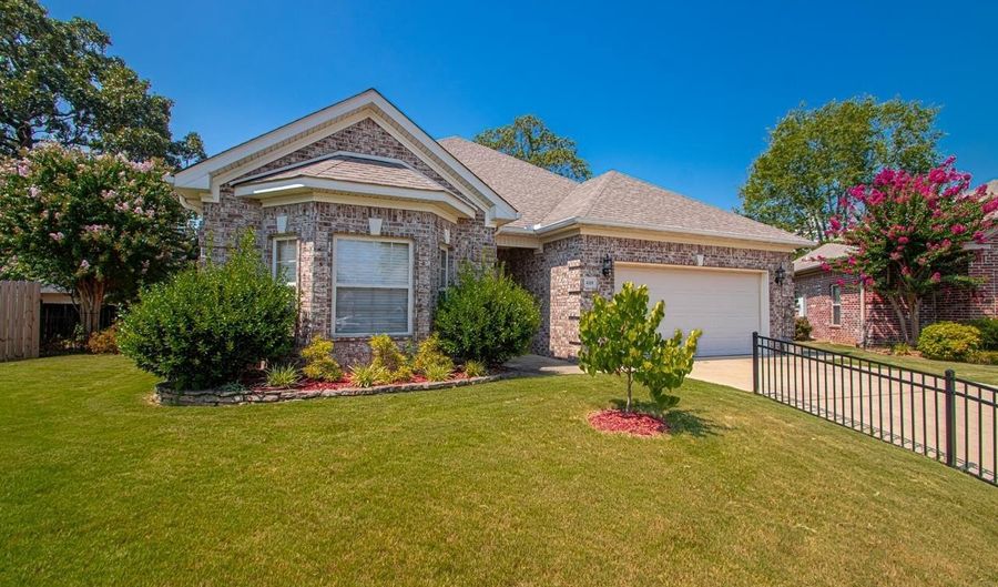 4168 Heritage Oak Dr, Benton, AR 72015 - 3 Beds, 2 Bath