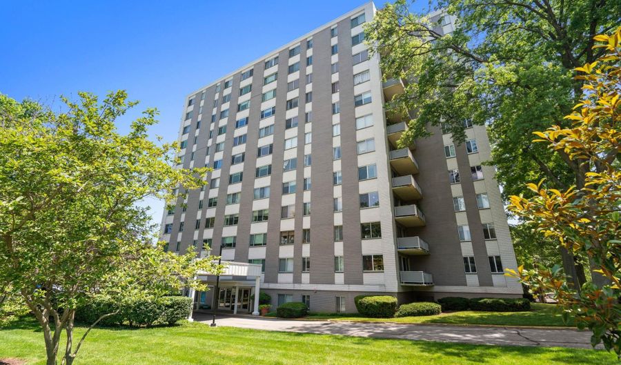 8315 N BROOK Ln 2-806, Bethesda, MD 20814 - 2 Beds, 2 Bath