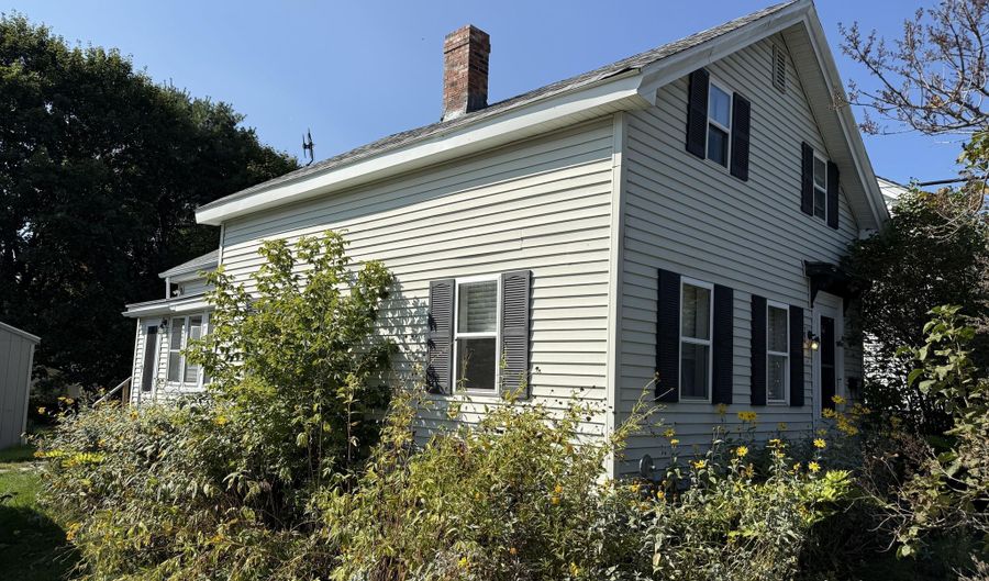 310 Grove St, Bangor, ME 04401 - 3 Beds, 0 Bath