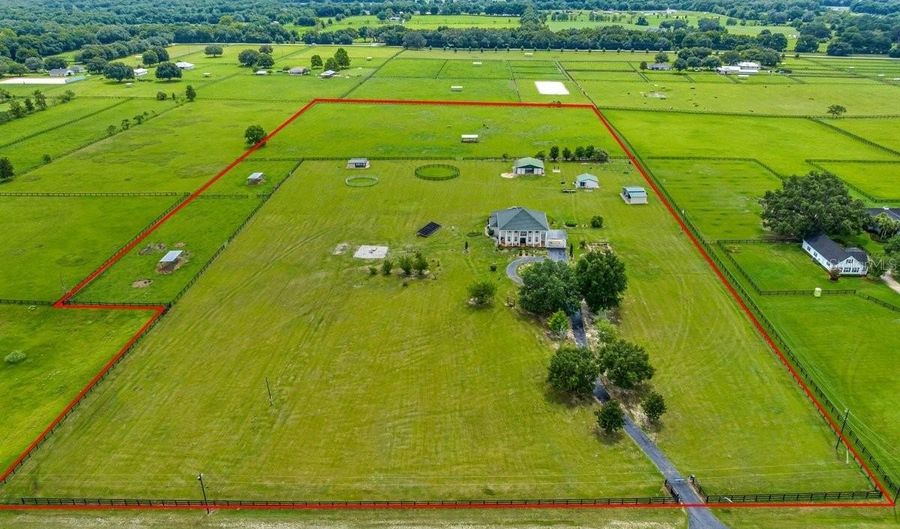 12345 NE 14TH Ave, Anthony, FL 32617 - 4 Beds, 4 Bath