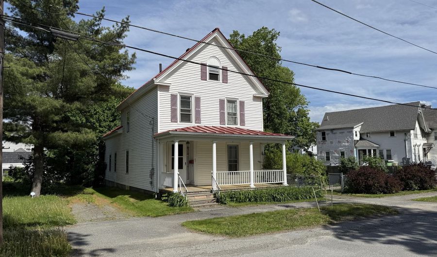 21 Fern St, Bangor, ME 04401 - 4 Beds, 2 Bath