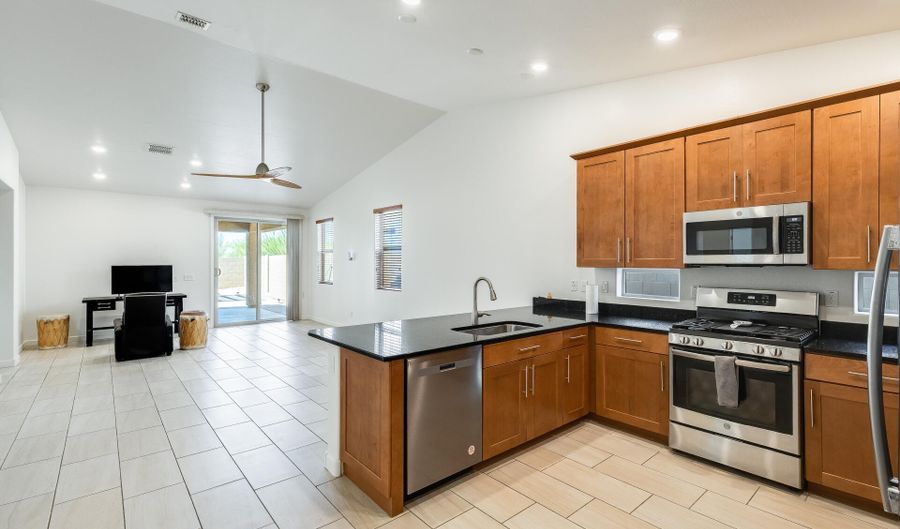 28848 N 40TH Pl, Cave Creek, AZ 85331 - 4 Beds, 3 Bath