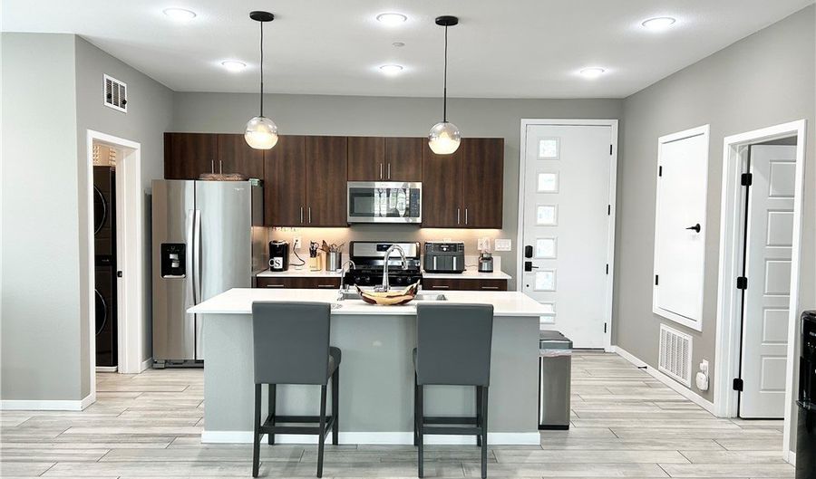 11290 Hidden Peak Ave 308, Las Vegas, NV 89135 - 1 Beds, 1 Bath