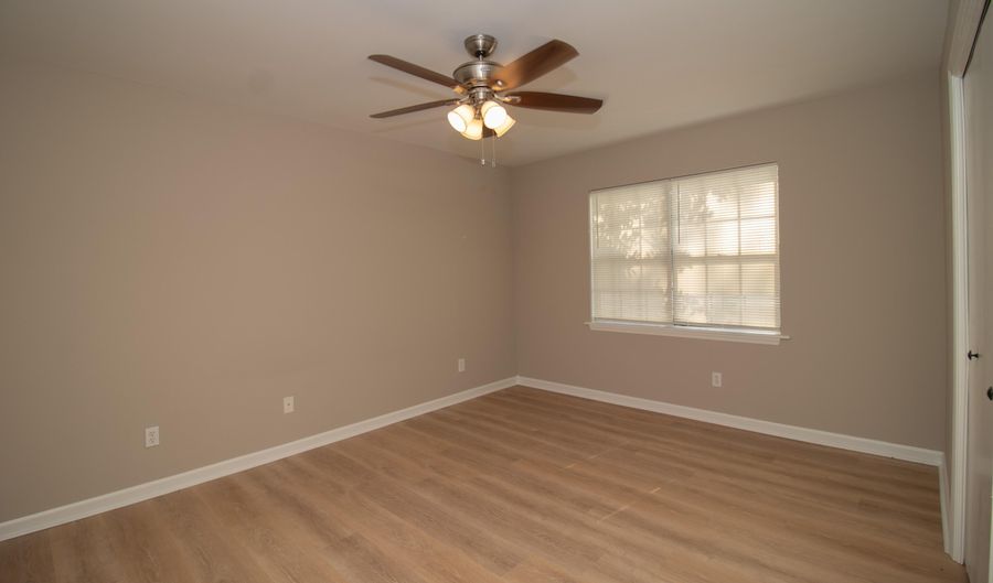 102 Blue Ct, Martinez, GA 30907 - 2 Beds, 1 Bath