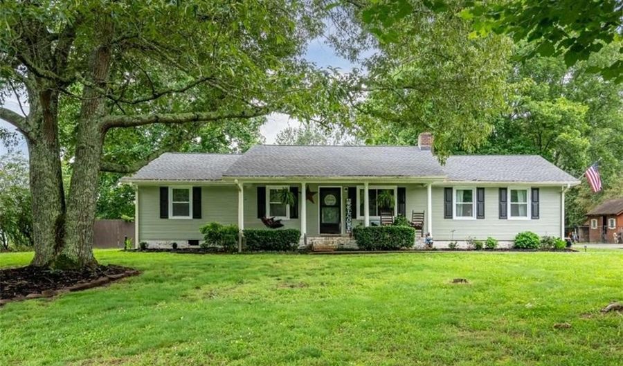 3678 Wax Rd, Aragon, GA 30104 - 4 Beds, 2 Bath