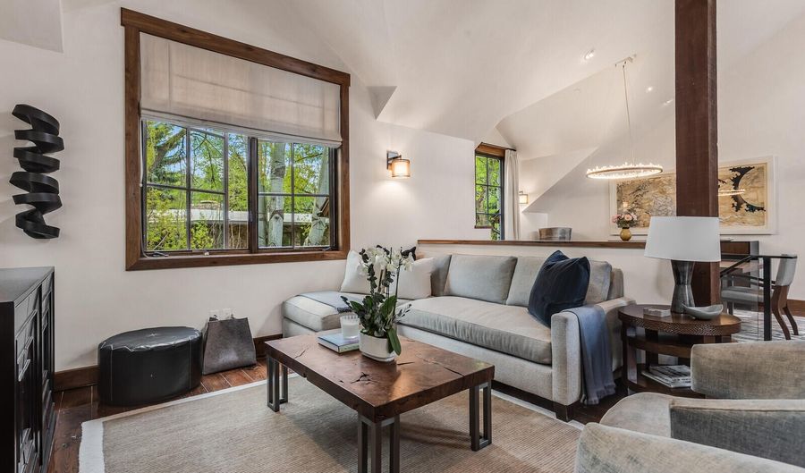 1354 Sierra Vista Dr, Aspen, CO 81611 - 4 Beds, 5 Bath