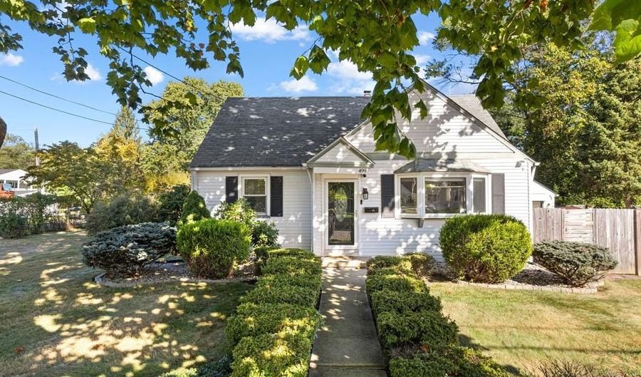 499 AUSTIN Ave, Barrington, NJ 08007 - 3 Beds, 1 Bath