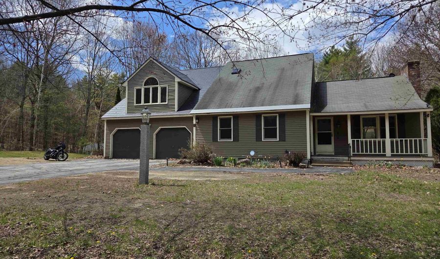 14 Brown Hill Rd, Bow, NH 03304 - 4 Beds, 5 Bath