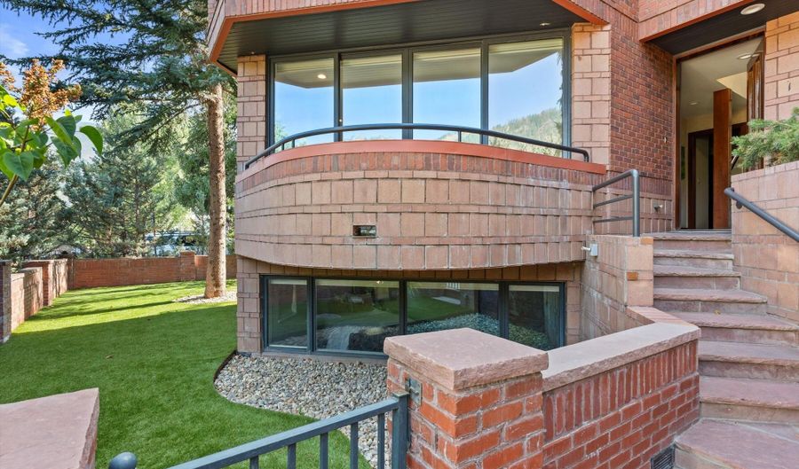 208 S Spring St #1, Aspen, CO 81611 - 3 Beds, 4 Bath