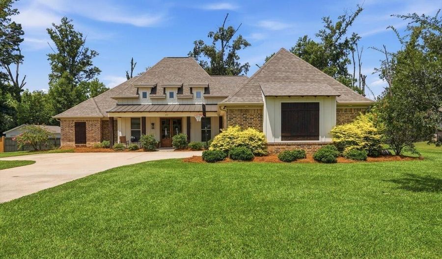 213 Ironwood Pl, Brandon, MS 39042 - 4 Beds, 3 Bath