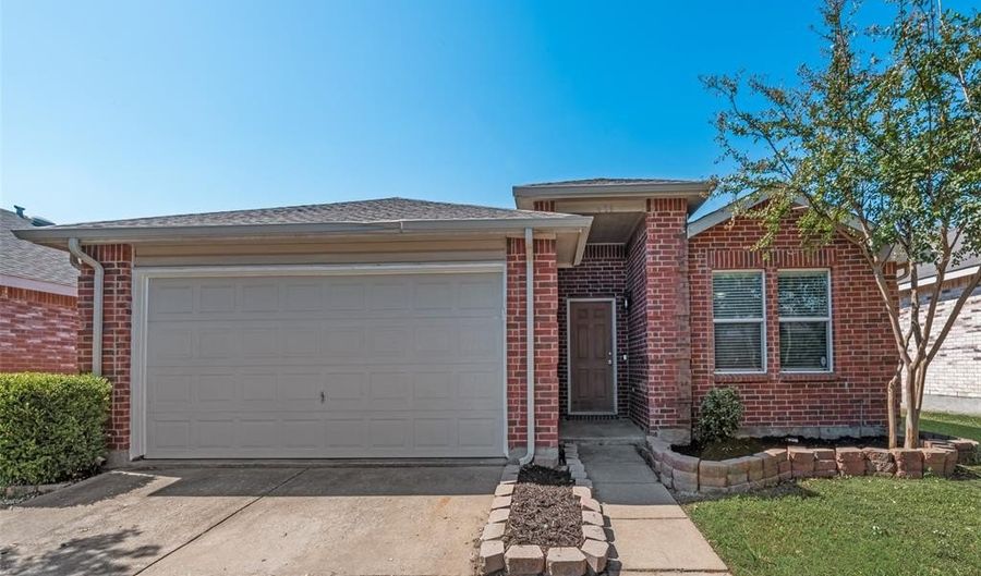 408 Buffalo Bill Dr, Anna, TX 75409 - 3 Beds, 2 Bath
