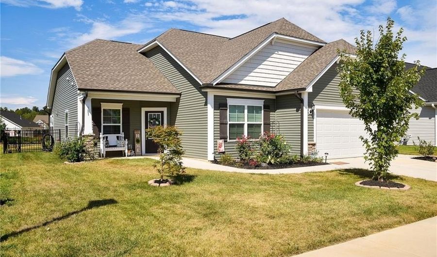 121 Moravian Ct, Advance, NC 27006 - 3 Beds, 2 Bath