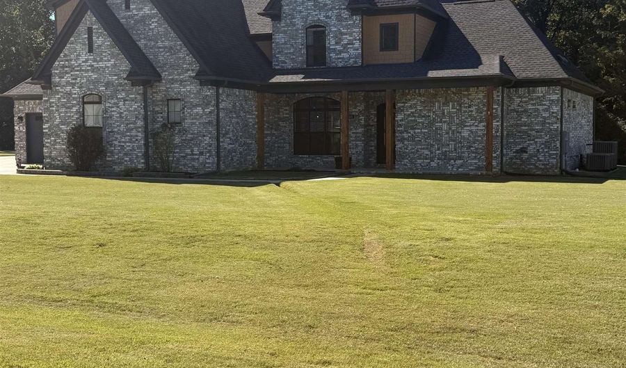 205 HANOVER Dr, Arlington, TN 38002 - 4 Beds, 3 Bath