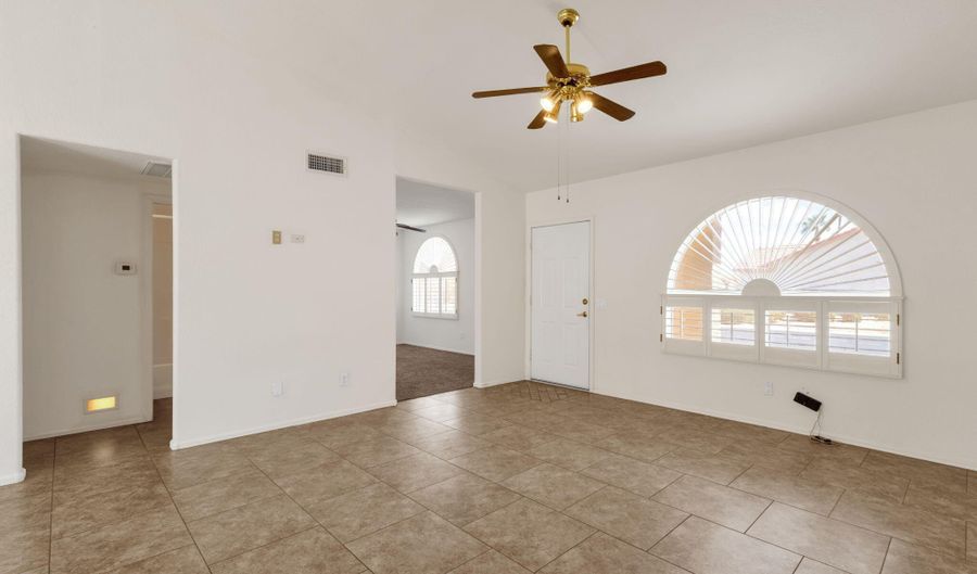 6942 S CHAMPIONSHIP Dr, Chandler, AZ 85249 - 2 Beds, 2 Bath