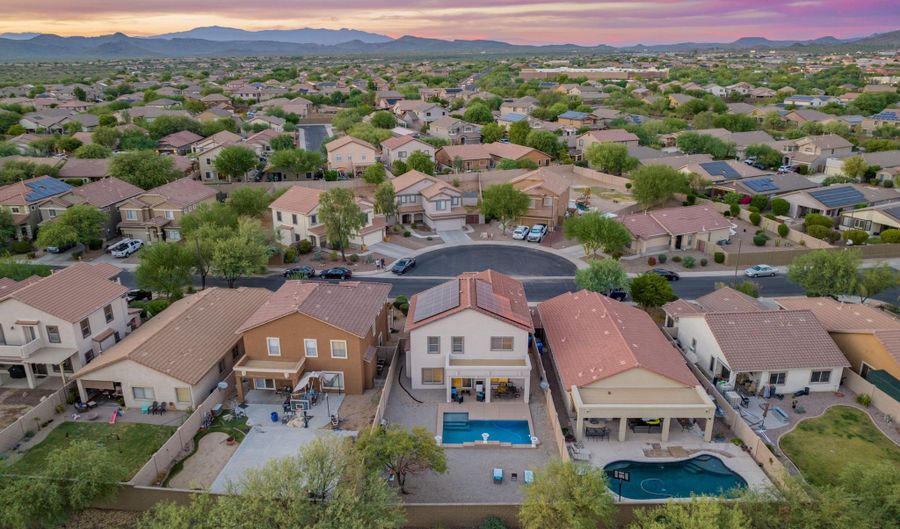4535 W COTTONTAIL Rd, Anthem, AZ 85086 - 3 Beds, 3 Bath